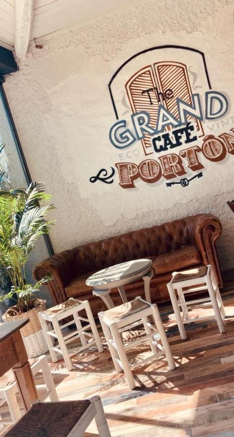 Hostel Porton ルーゴ エクステリア 写真